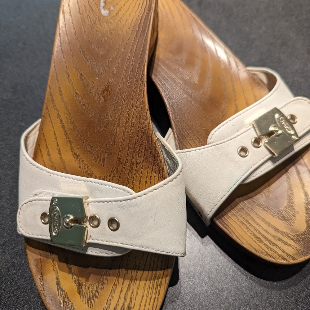 Dr. Scholl Classic Faux Wood Sandal